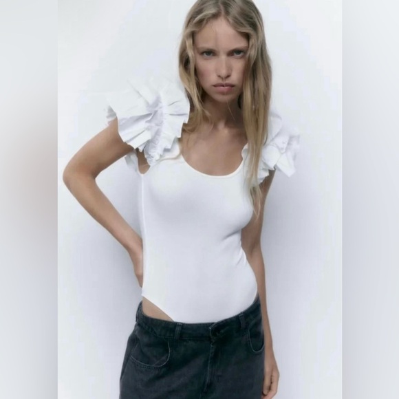 Zara Women’s White Ruffled Sleeve Rib Bodysuit Top - Picture 1 of 11